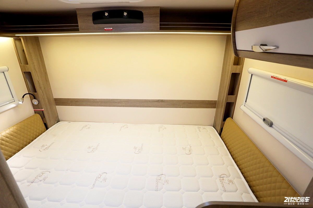 霍夫勒逸翔房车小额头,霍夫勒逸翔小顶房车