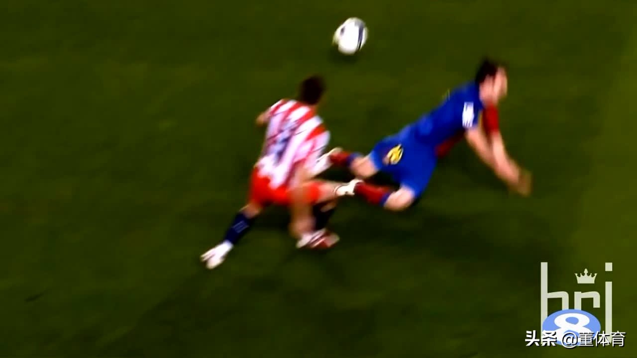 篮球常见阻挡犯规动作,篮球阻挡犯规案例讲解