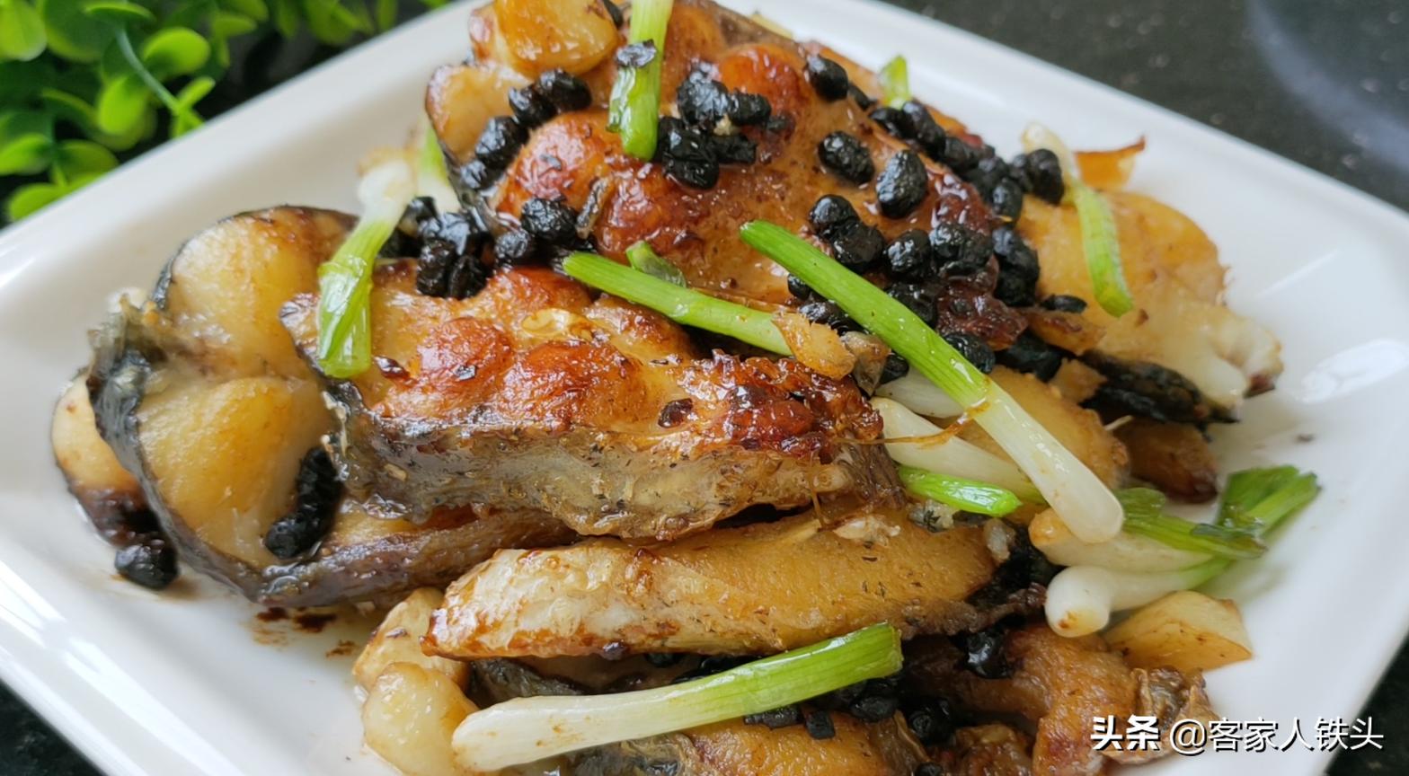 客家炖草鱼的正确方法,客家红烧草鱼的家常做法最简单的