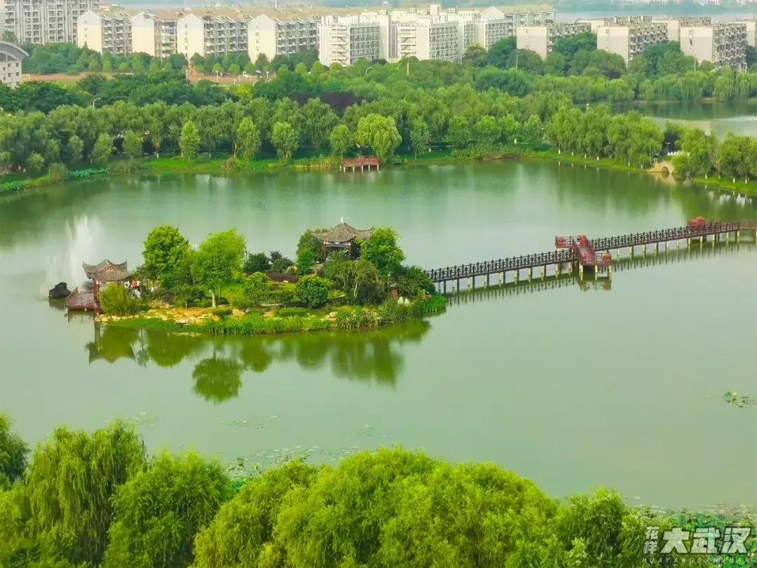 武汉科技大学理工学院,纺织大学跟武汉科技大学哪个好