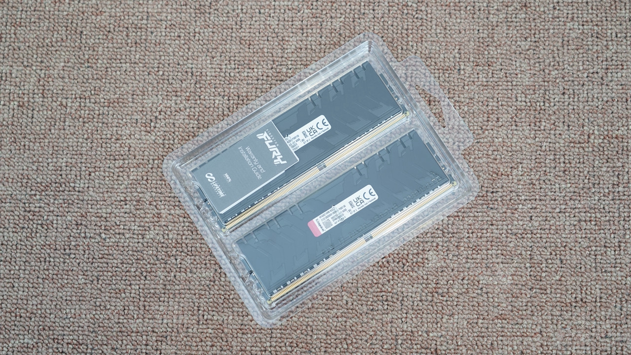 换个“马甲”就不认识你了？金士顿叛逆者DDR43600内存体验分享