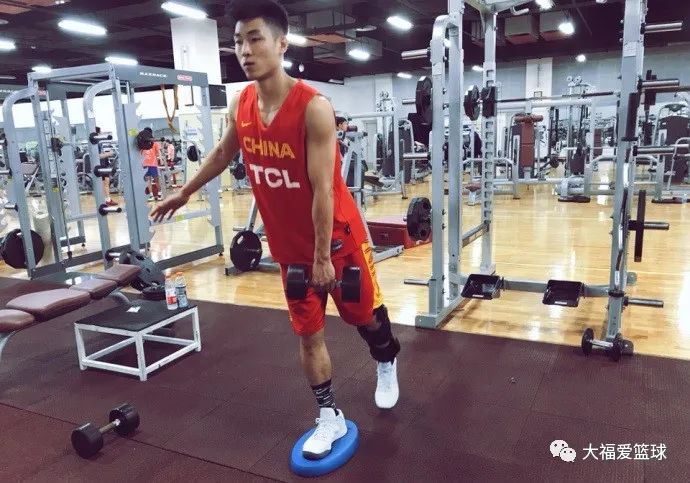 那个男人张碧晨,那个男人有点野小说