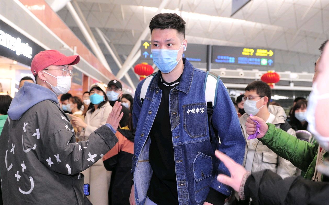 杨鸣辽篮最新消息,辽篮出发南昌杨鸣