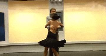 搞笑gif一看就是聪明人,搞笑gif趣图果然是亲生的笑死我了