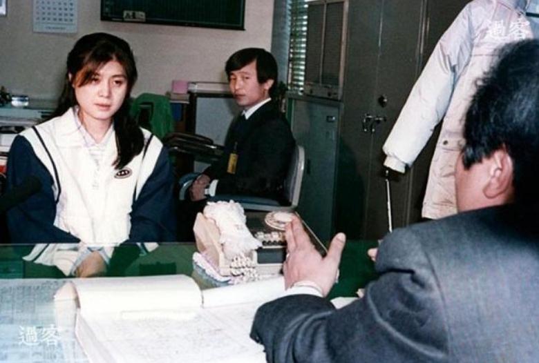 金贤姬回忆录,金贤姬炸飞机案