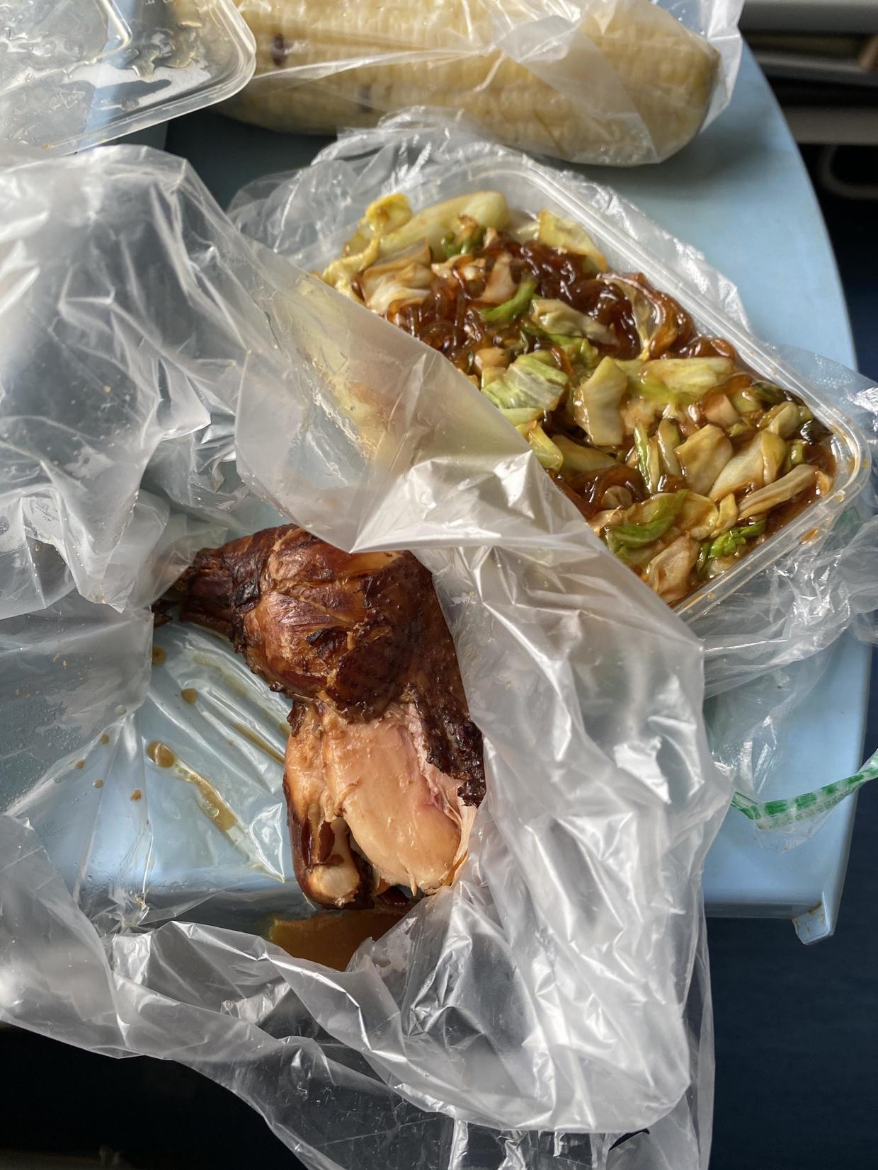 白血病化疗后体温一直在37.6左右,白血病刚化疗一次医院就喊出院