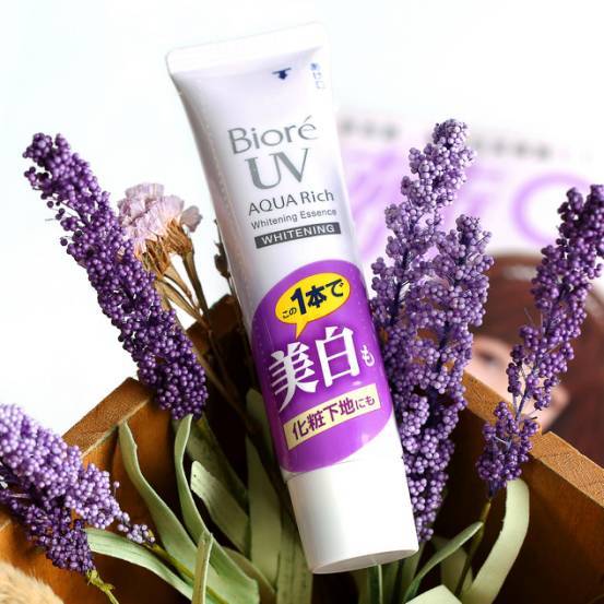 旅行必备好物清爽防晒霜,夏日出游的防晒必备品是什么