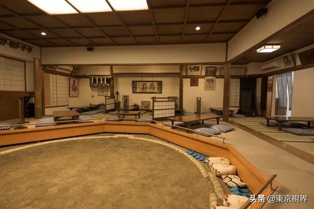 日本人专为相扑选手研制的“力士锅”，普通游客也可以简单吃到？