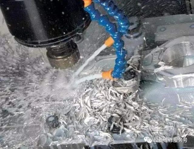 辽阳水溶性金属切削液,长垣水溶性切削液价格