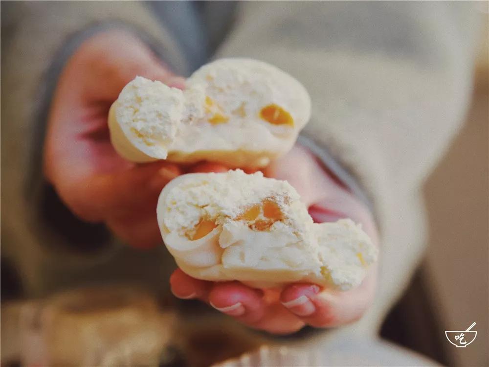 「十堰」这个85后男生开的甜品店，一口就被TA撩到！来了就赖着不想走