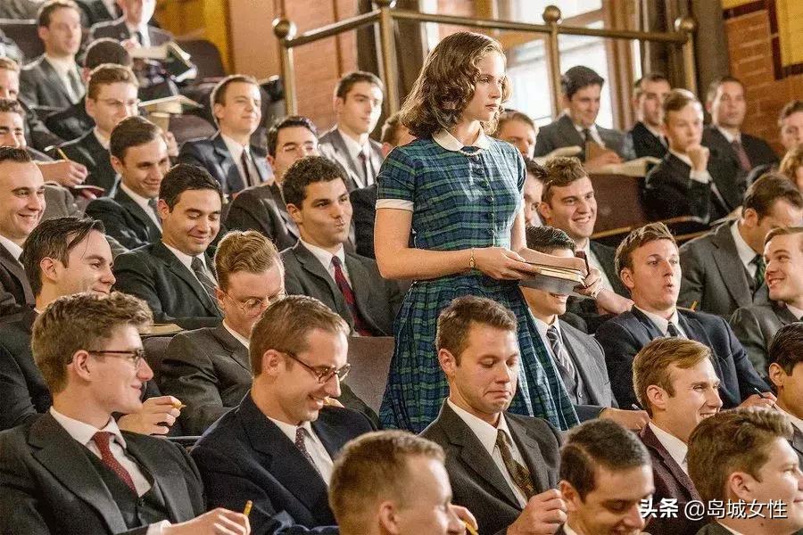 有一种幽默，叫性骚扰