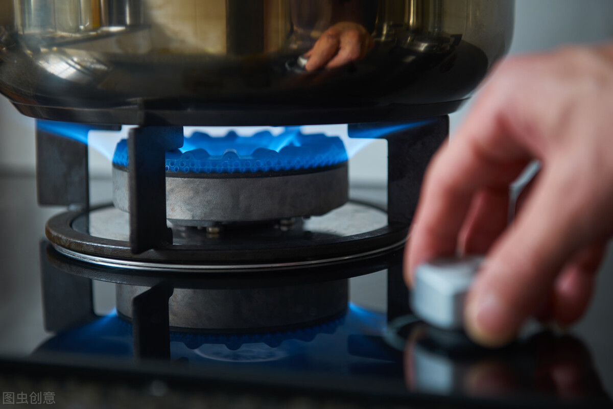 燃气灶如何调整火苗颜色,正确的燃气灶火苗是什么颜色