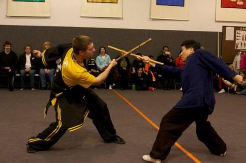 街头格斗短棍防身,短棍防身的最佳方法