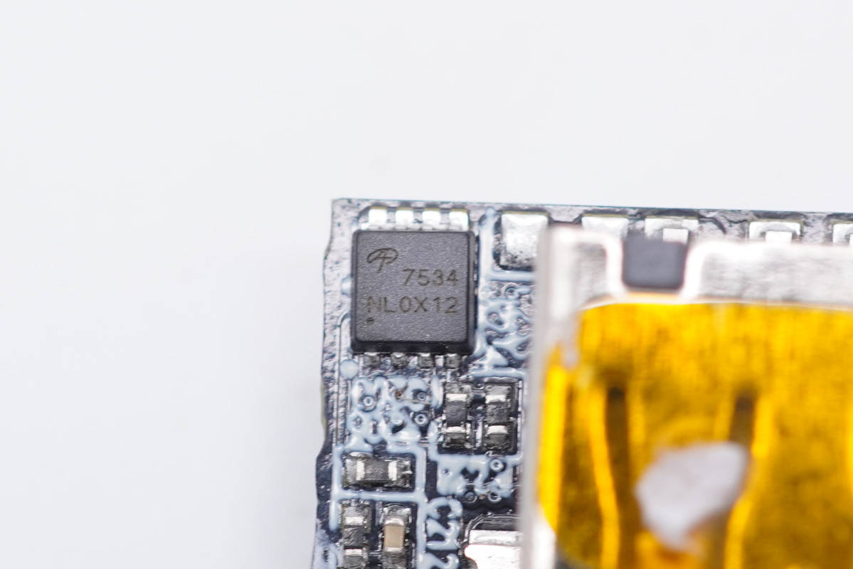 紫米氮化镓65w对比紫米普通65w,小米氮化镓快充和67w有啥区别