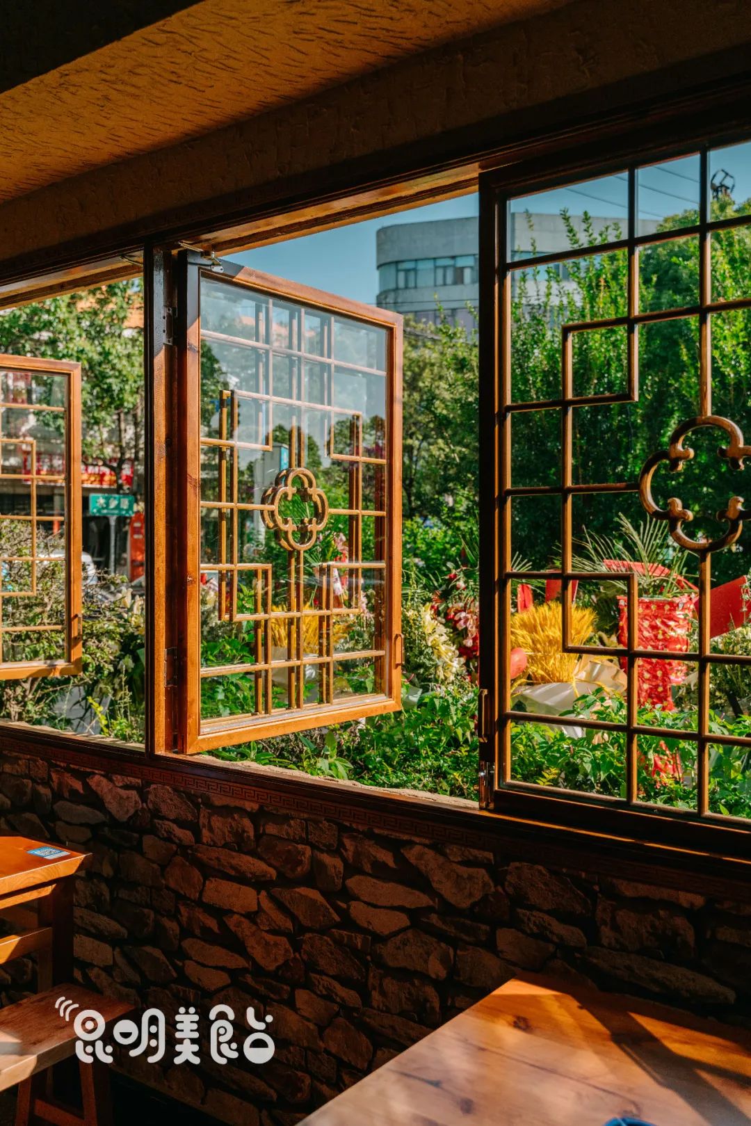 昆明排队三十年老店,昆明三十年老字号