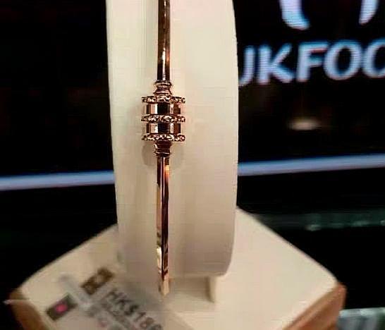 宝格丽小蛮腰弹簧款,六福小蛮腰项链