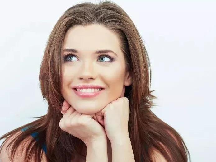 人性的弱点教你快速提高人际交往,人性的弱点与人相处的技巧