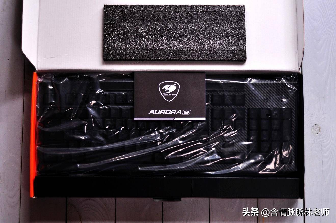 骨伽和罗技键盘哪个好用,薄膜键盘的手感和哪种轴更相近