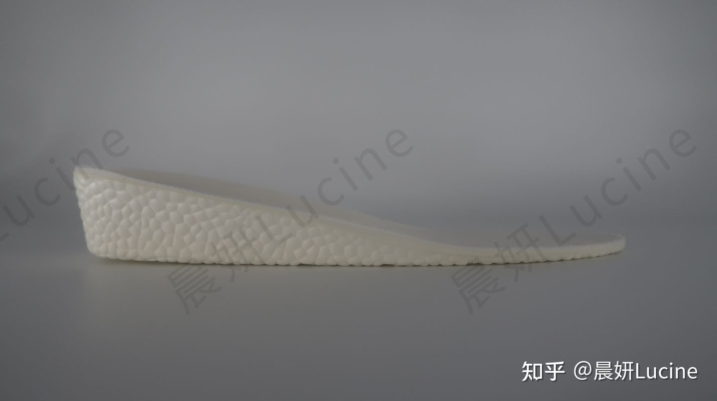 大屁股粗腿并且矮穿搭男生,很矮的男生怎么穿搭