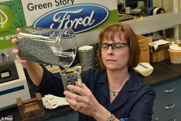 中国顾客不爱“新车味儿”福特汽车设法去除美国人:很好闻啊!