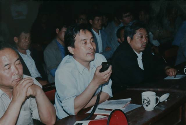 命运的安排?带着全淄博希望的唐骏汽车挣扎64载终被吉利收购