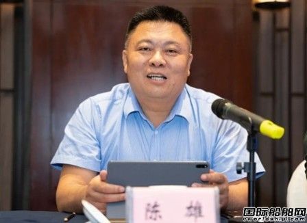 中船集团签下300亿订单,振华重工全回转起重船