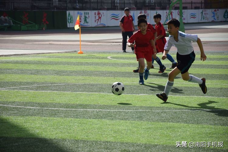 超越从足下起航下一句,2019小学校长杯足球赛