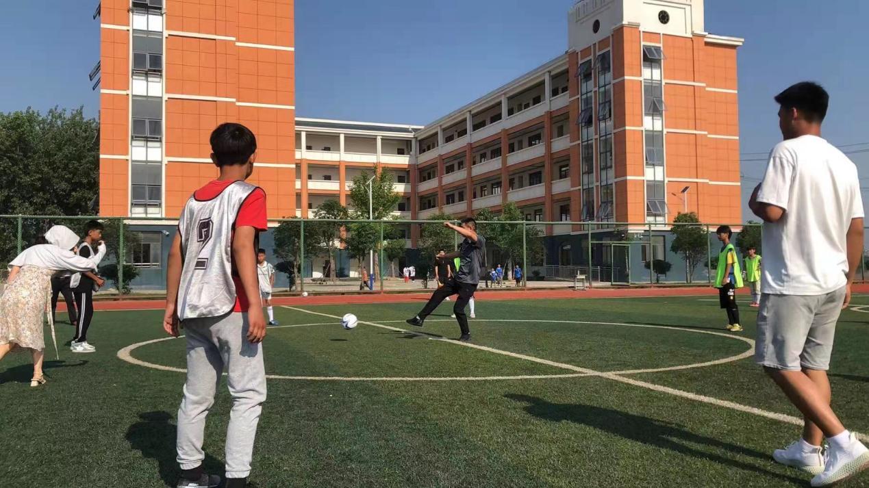 于集乡中心小学足球,阜阳十中校长杯