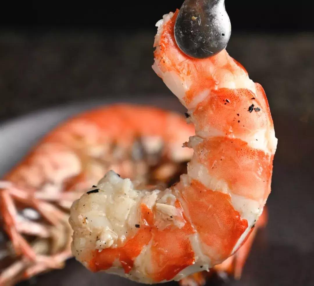 这家烤肉巨头新店开业就“爆店”!现在还能免费吃肉,这也太棒了