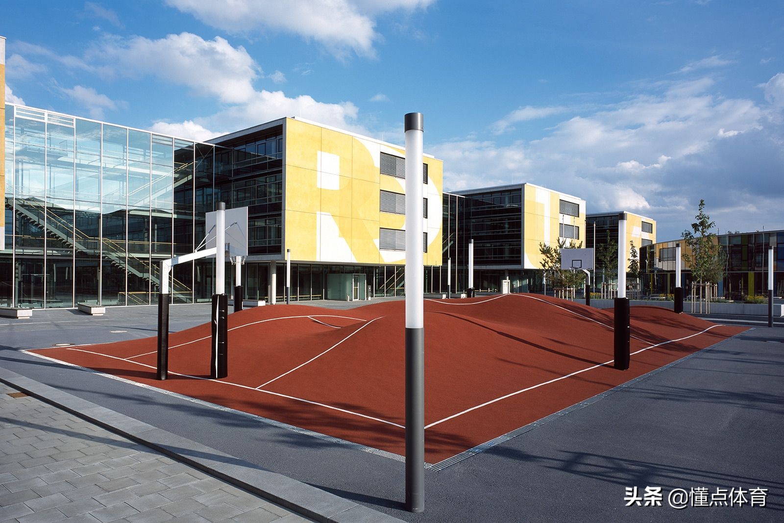 世界上最豪华的十大室内篮球场,你见过最漂亮的室外篮球场
