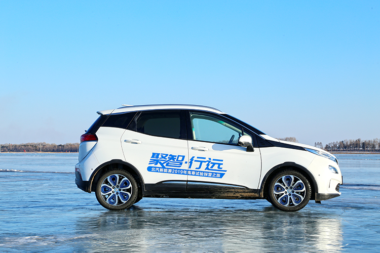 北汽新能源ex3r500和r600的差别,北汽ex3新能源11万裸车价能要吗