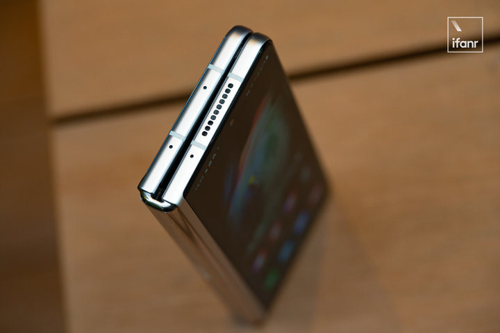 三星折叠屏zflip3使用技巧,三星折叠屏zflip3和华为p50p