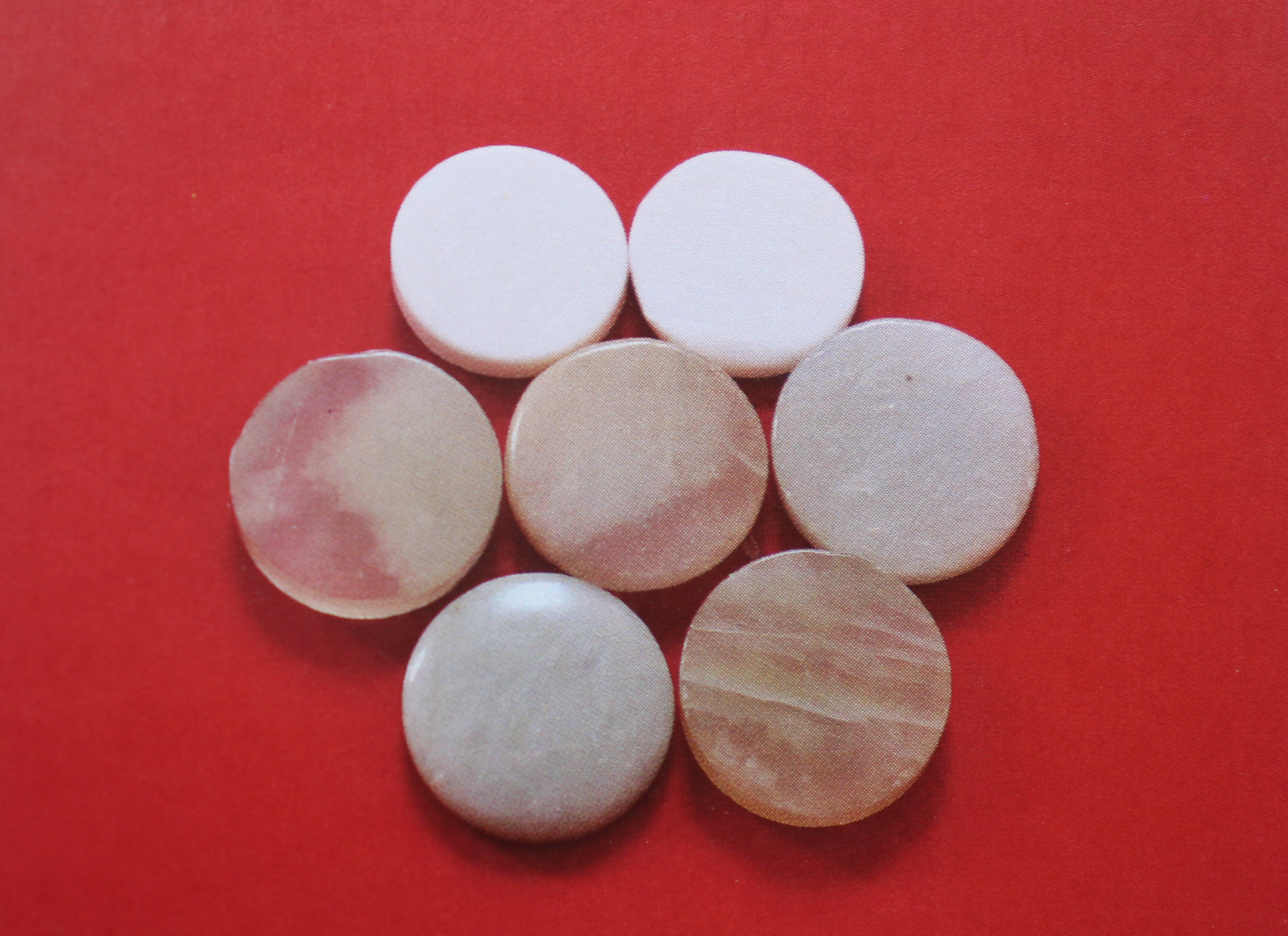 中国书画装裱形式最为常见的是,《中国书画装裱技法》