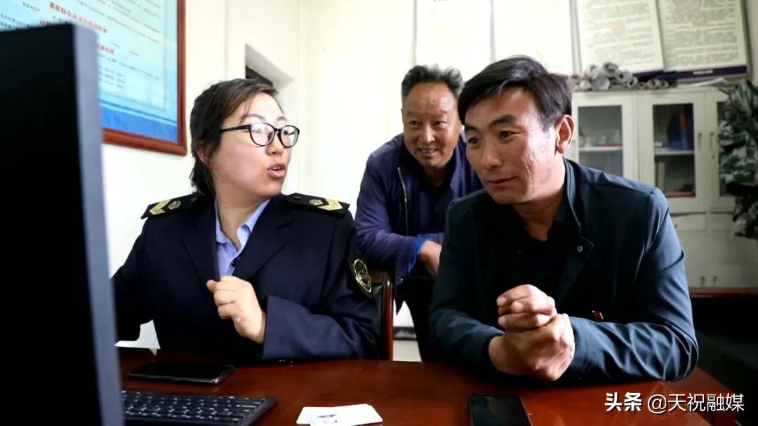 毛藏乡：“惠民服务大厅”流动的一天