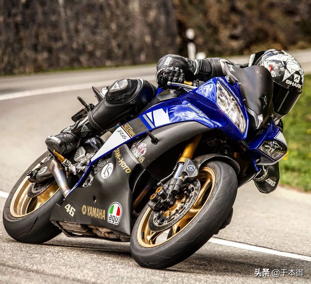 摩托压弯不会倒的是什么,摩托压弯不踩刹车