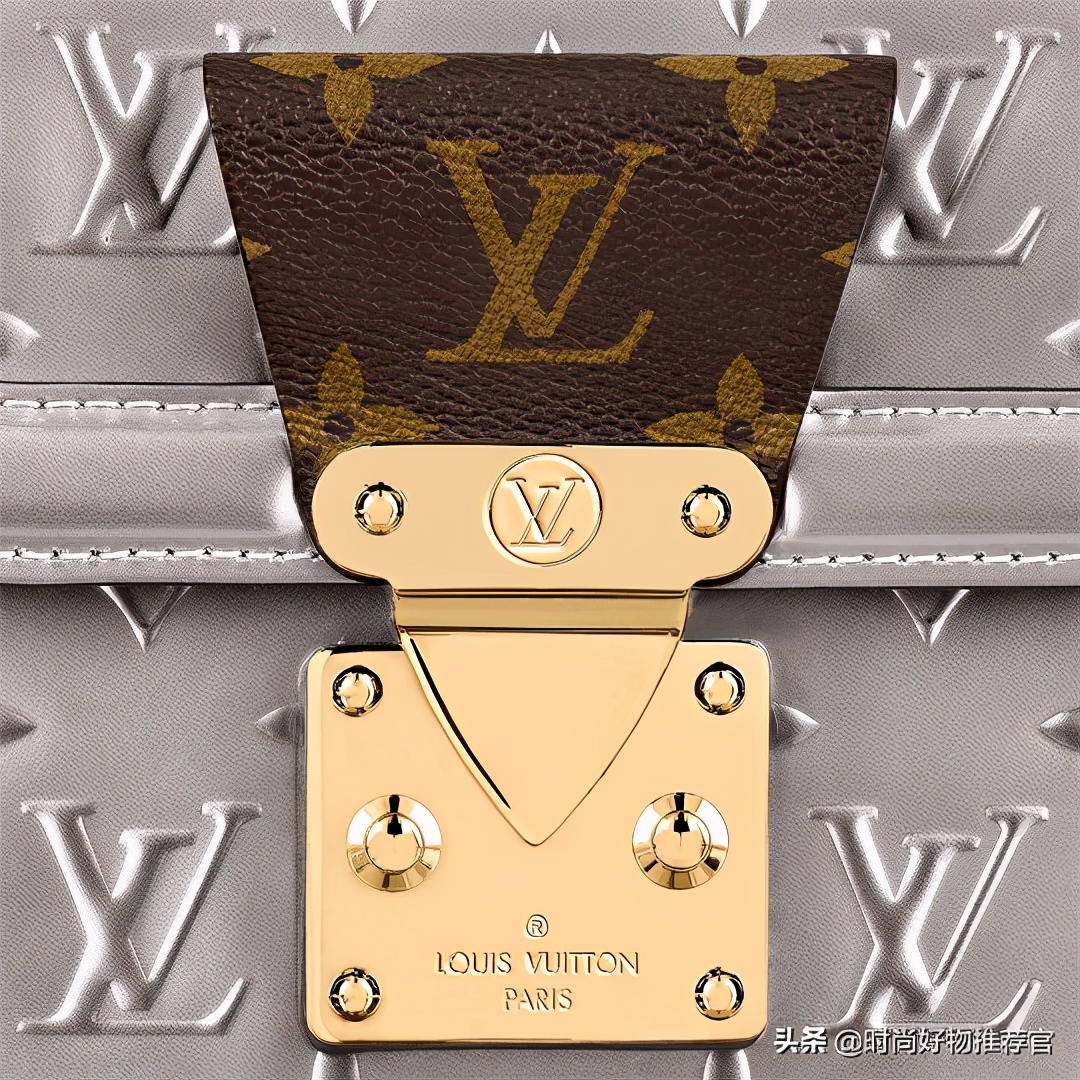 lv黑色牛皮压花邮差包新款有链条,lv新包真皮包