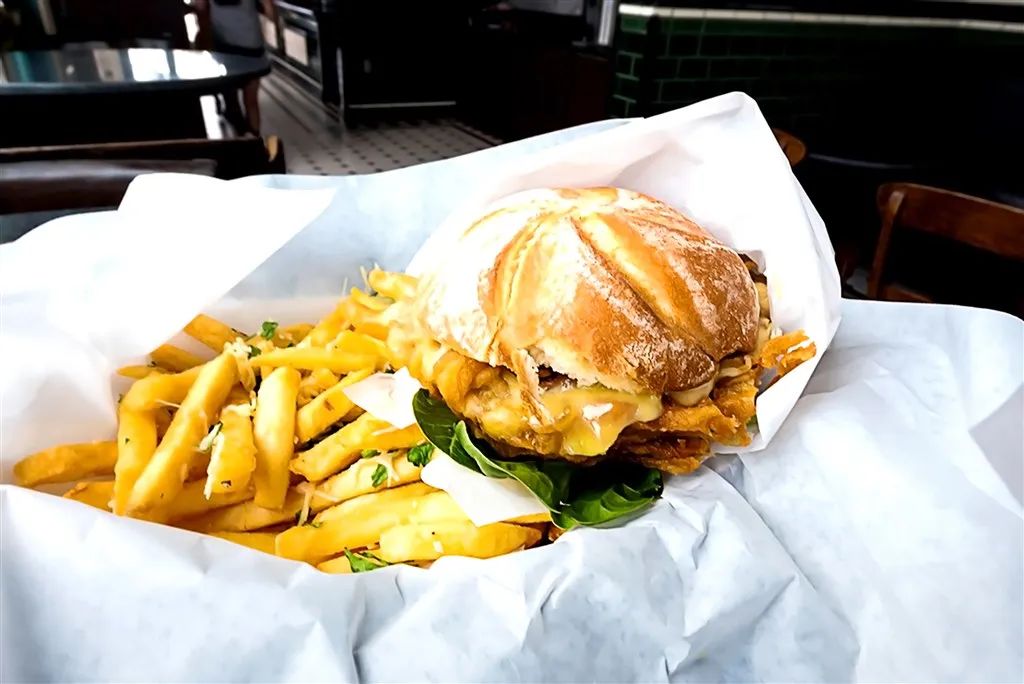 心情不好胃会不舒服么,心情不好会导致胃难受