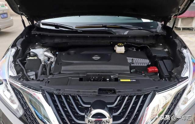 日产楼兰四驱智联版有哪些配置,日产楼兰两驱智联版落地价