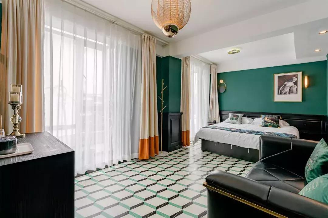 藏在海边的摩洛哥花园!夫妻俩不懂设计,却造出厦门最美网红民宿