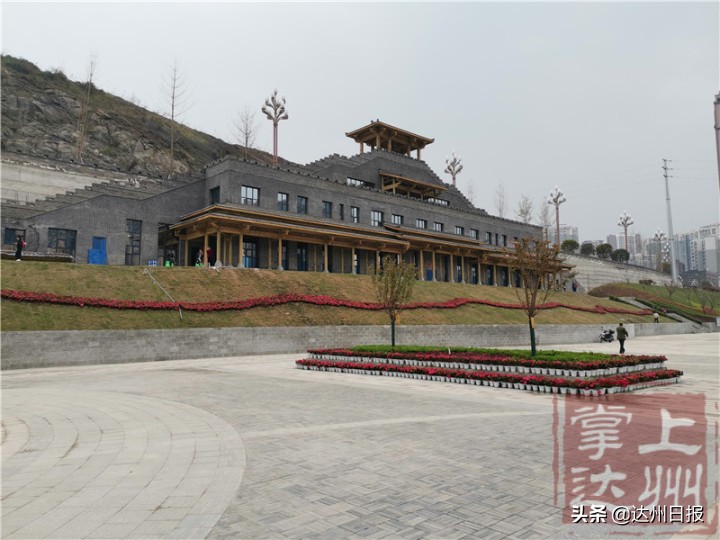 青砖黛瓦特色建筑,粉墙青砖黛瓦徽派建筑