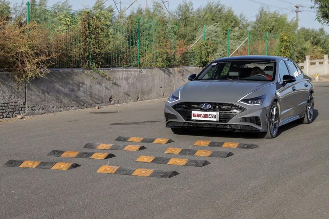 全新索纳塔加速成绩,2019款索纳塔九代2.0lgls试驾