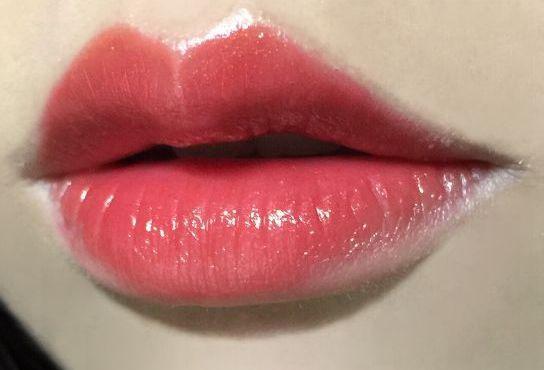 单独一个口红可以变成很多颜色,只有一支口红怎么做到不掉色