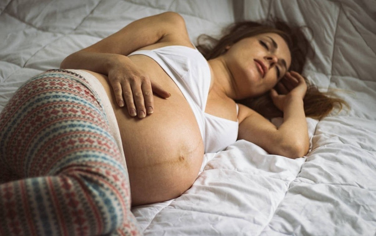 孕期为什么裤头老是湿湿的像尿,孕期裤子总是湿湿的尿臭味咋办