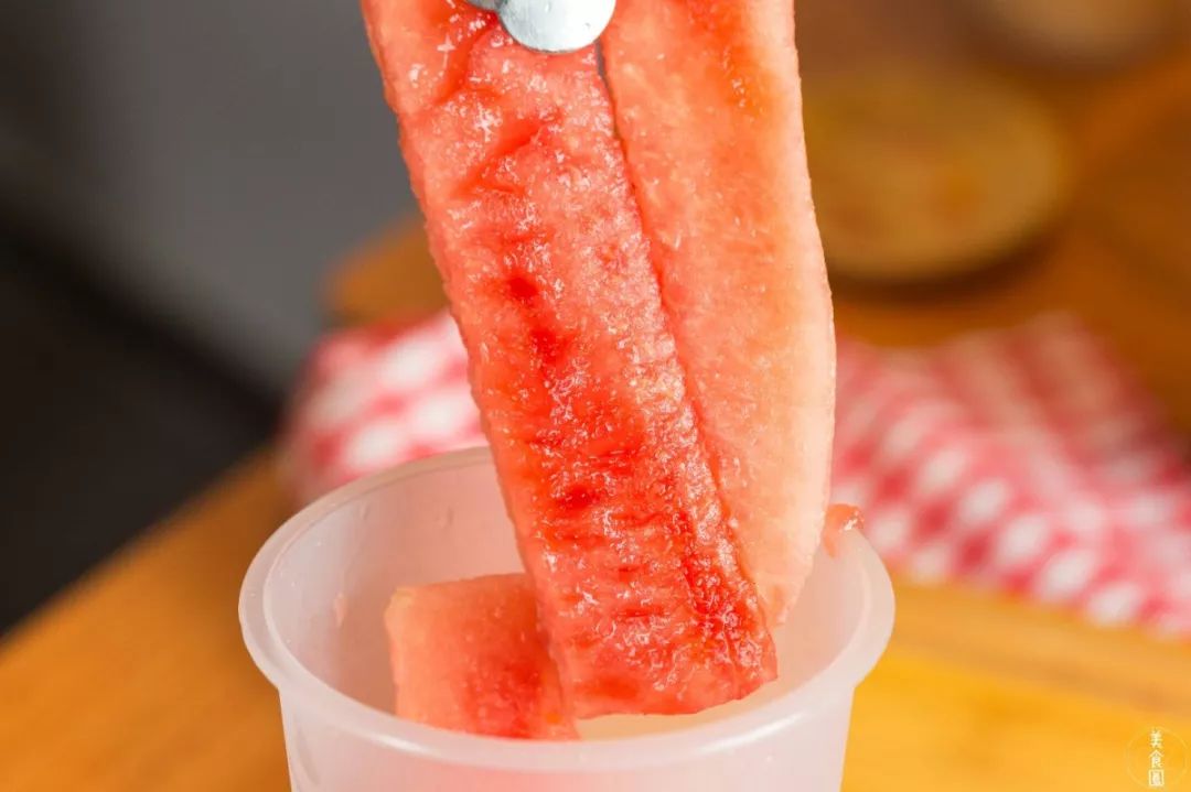 8年卖出408w杯果茶，今天宣布：限时买①送①！