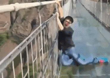 青岛水上玻璃桥,青岛西海岸网红桥