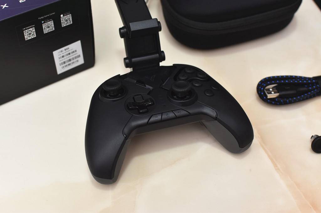 飞智八爪鱼手柄怎么玩王者荣耀,xbox手柄和飞智八爪鱼二代哪个好