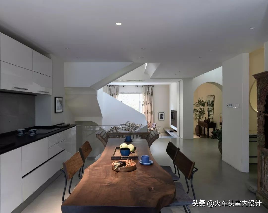 返璞归真的侘寂美学,500平极简风别墅