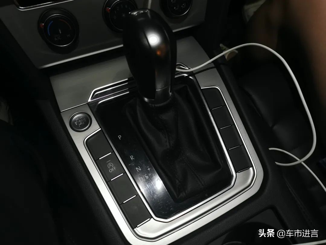 迈腾280tsi试驾,大众迈腾280tsi试驾