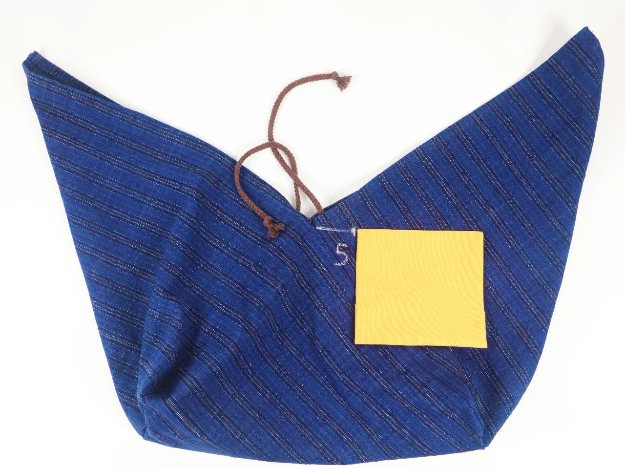 「布艺制作」日式复古三角背包，是你不能缺少的帆布包型