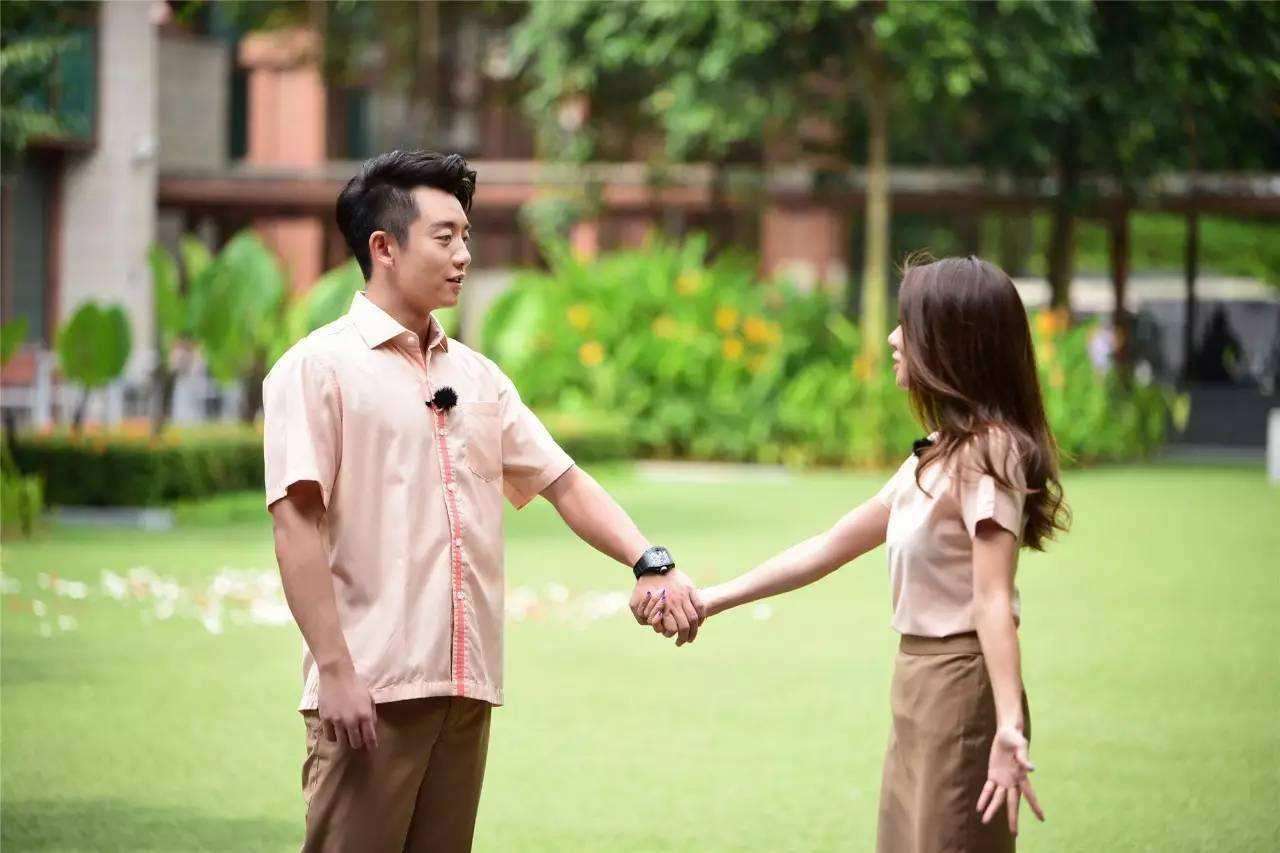 劈腿与被劈腿是怎样的,劈腿什么意思呢